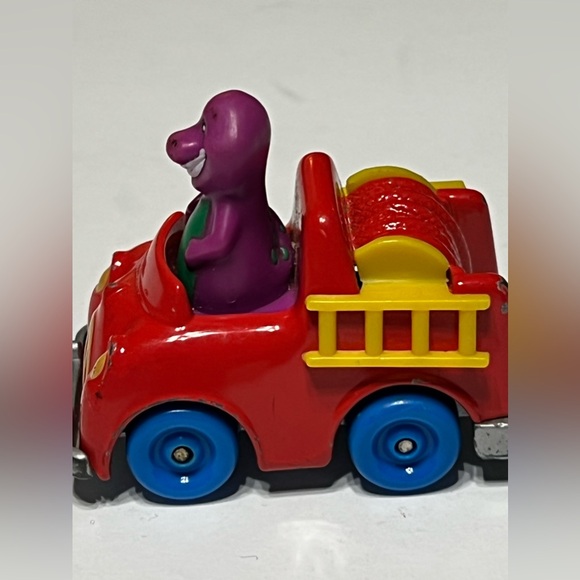 Vintage 1993 Barney Die Cast Red Fire Truck - Picture 8 of 9